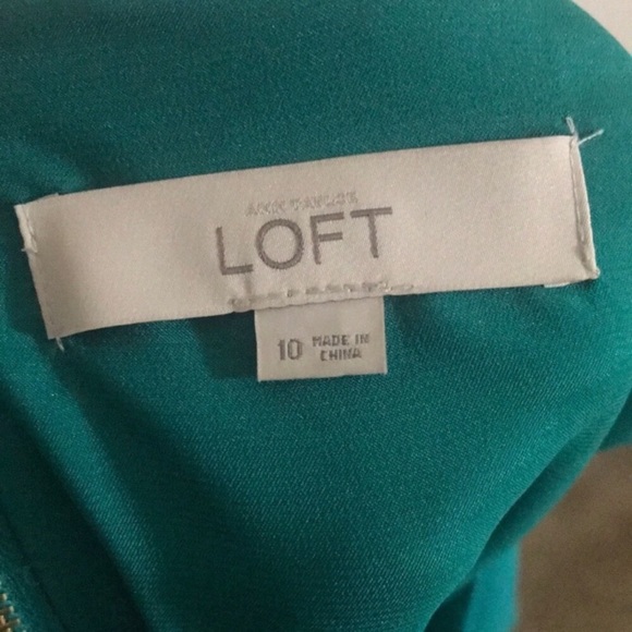 Loft Green Vneck dress size 10 - Picture 3 of 5